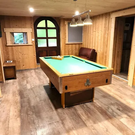 別荘 La Marcairie, Sauna Et Jolie Vue ラ・ブレス
