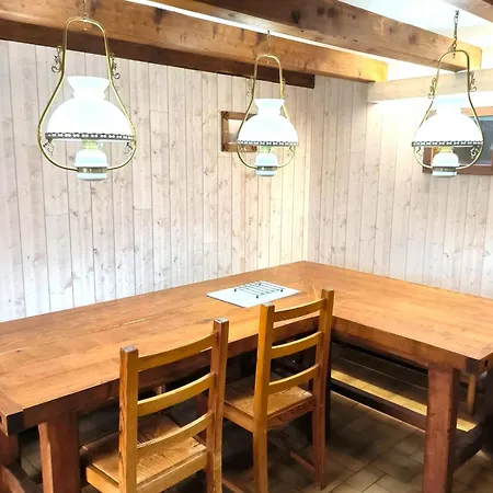 別荘 La Marcairie, Sauna Et Jolie Vue